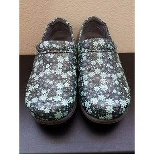 Grey's Anatomy Softwalk Nursing Clogs Slipon Size 6.5m